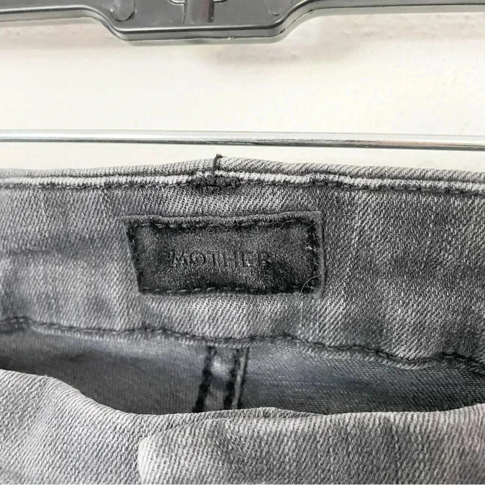 Mother The Looker Ankle Fray Distressed Jeans in Burning Out Lanterns Wash 29 - Picture 4 of 16